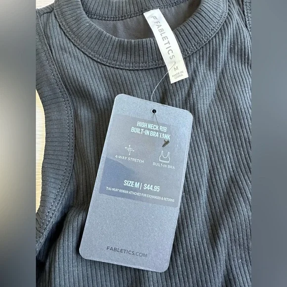 Fabletics HIGH NECK RIB
BUILT IN BRA TANK TOP WOMENS SIZE MEDIUM - Picture 3 of 5